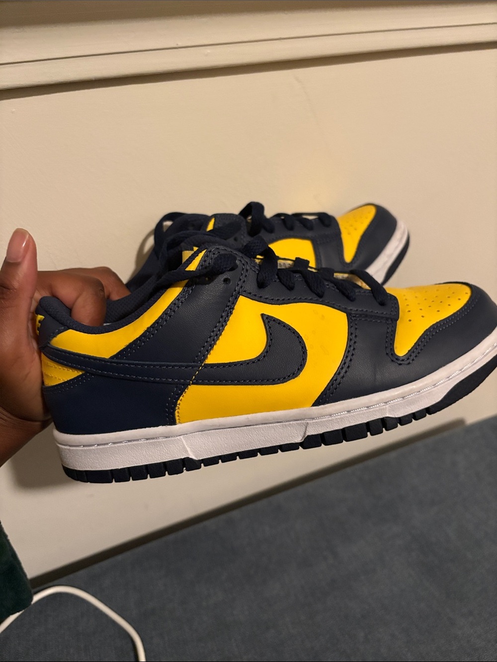 Nike Kids Low-Top Sneakers - Navy/Yellow